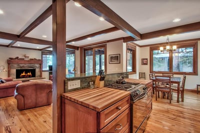 Luxury Villa Photo #6