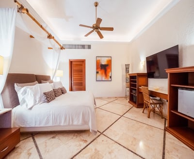 Luxury Villa Photo #61