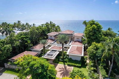 Luxury Villa Photo #27