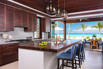 Luxury Villa Photo #7