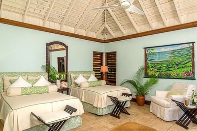 Luxury Villa Photo #24