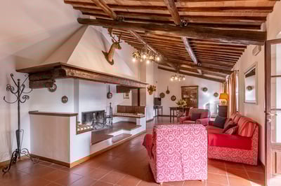 Luxury Villa Photo #13