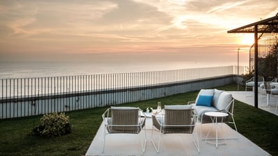 Luxury Villa Photo #7