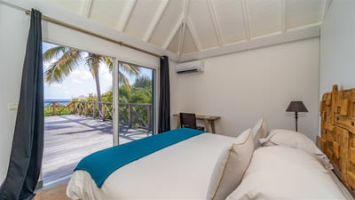 Luxury Villa Photo #29