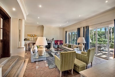 Luxury Villa Photo #14