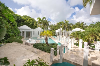 Luxury Villa Photo #10