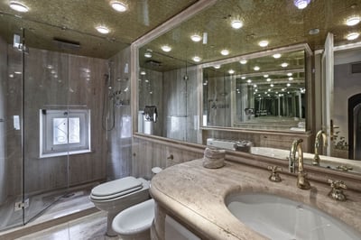 Luxury Villa Photo #15