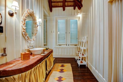 Luxury Villa Photo #23