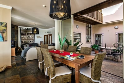 Luxury Villa Photo #17