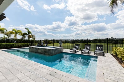 Luxury Villa Photo #3