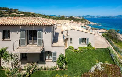 Luxury Villa Photo #24