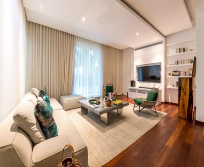 Luxury Villa Photo #13