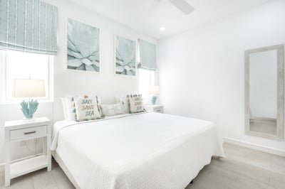 Luxury Villa Photo #18