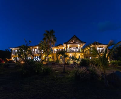 Luxury Villa Photo #45