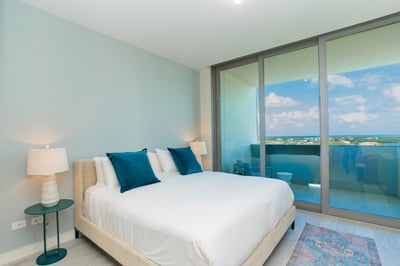 Luxury Villa Photo #8