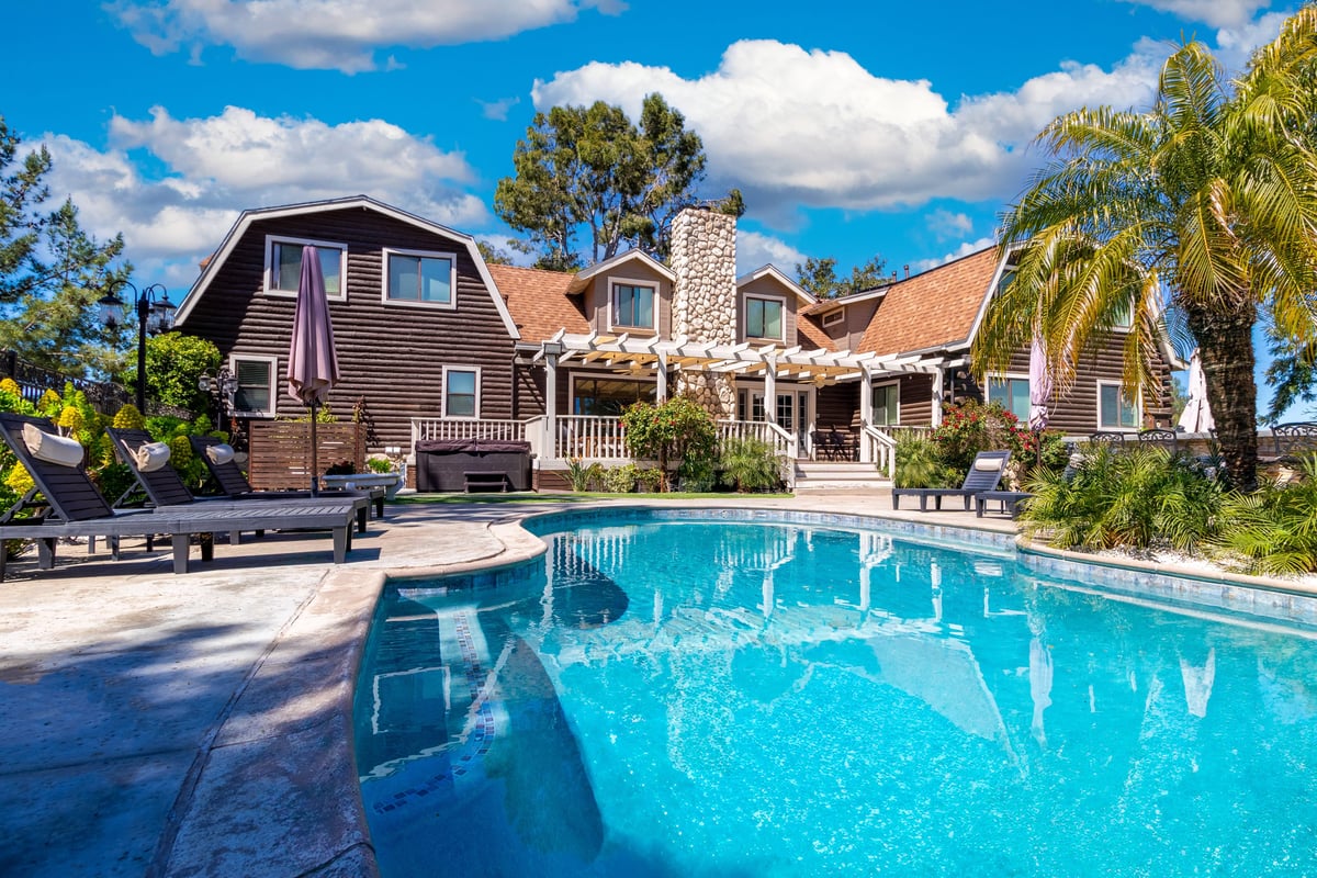 Temecula,Silver Crest Manor