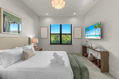 Luxury Villa Photo #50