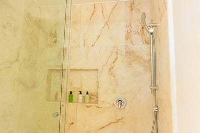 Luxury Villa Photo #38