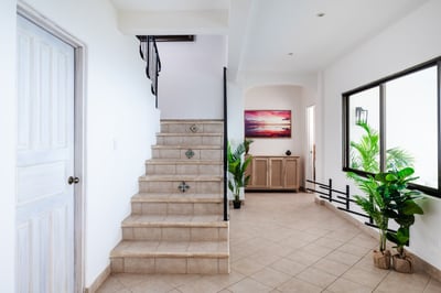 Luxury Villa Photo #19