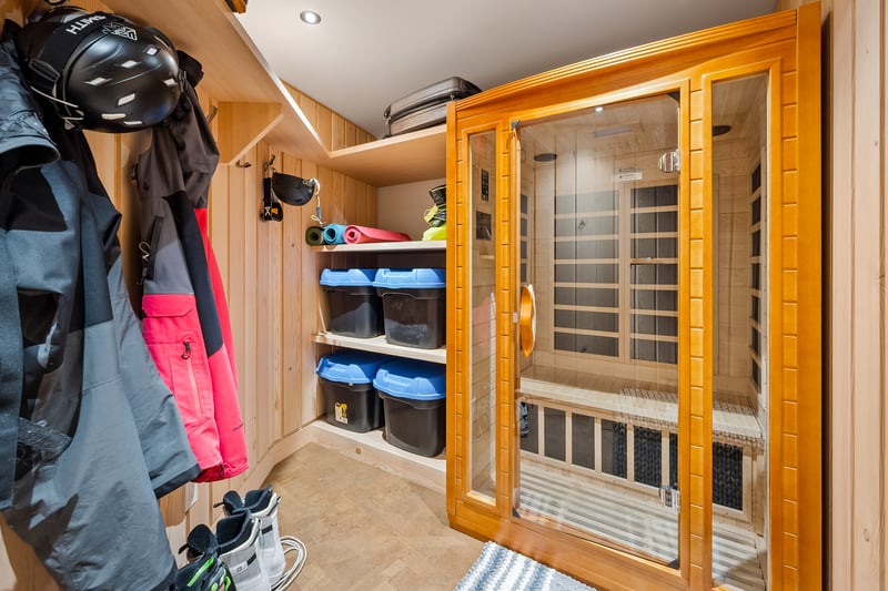 Panoramic Estate | Kadenwood