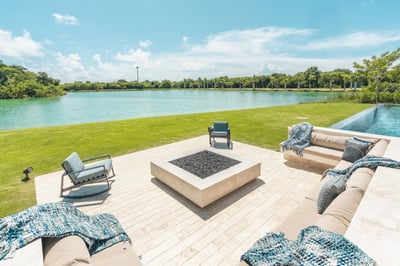 Luxury Villa Photo #10