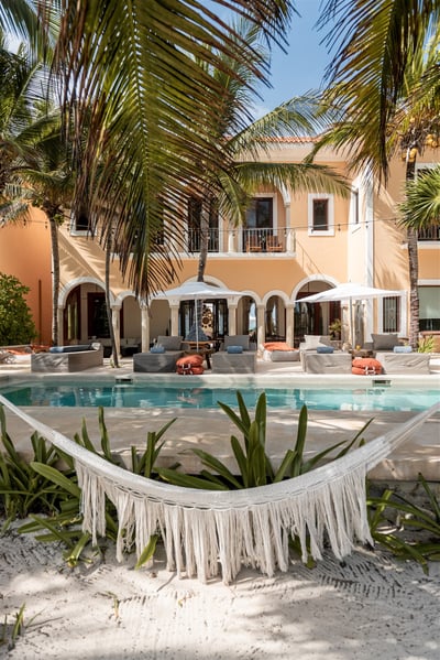 Luxury Villa Photo #2