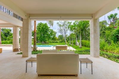 Luxury Villa Photo #9