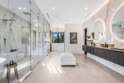 Luxury Villa Photo #42