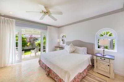 Luxury Villa Photo #14