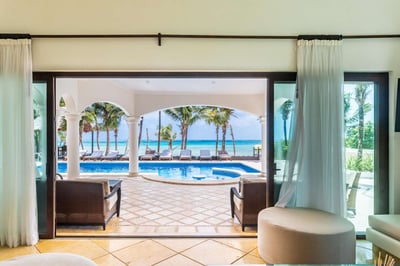 Luxury Villa Photo #23