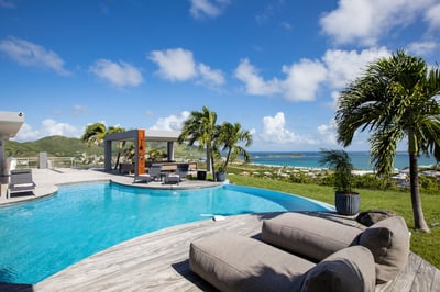 Luxury Villa Photo #5
