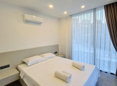 Luxury Villa Photo #16