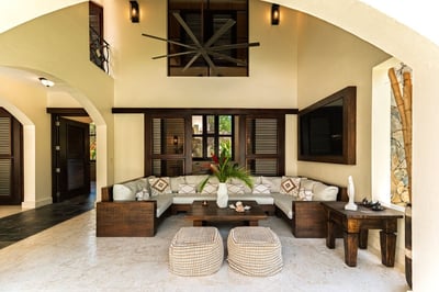 Luxury Villa Photo #19