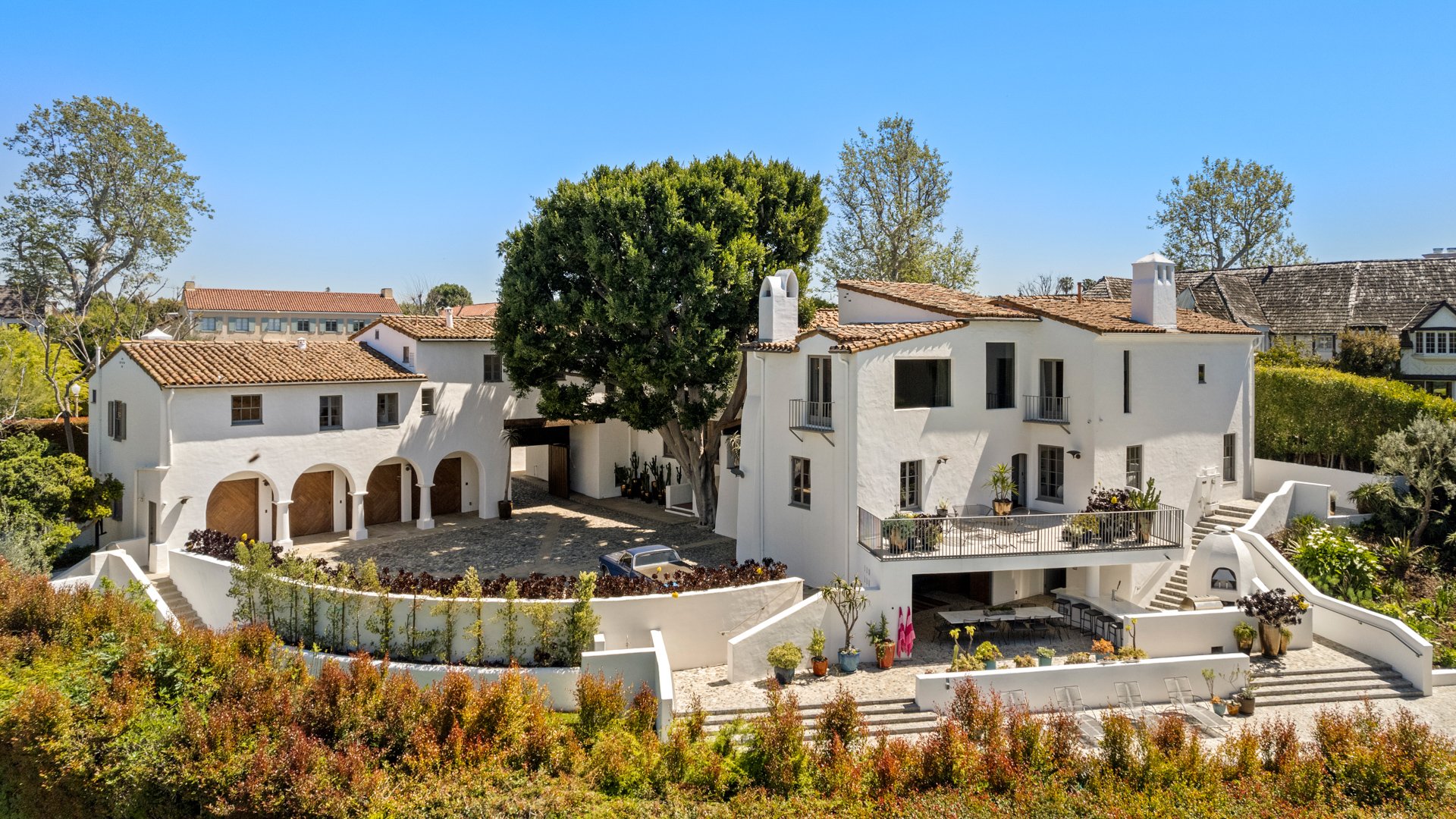 Howard Hughes Estate - 3