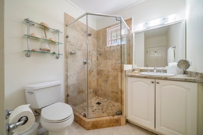 Luxury Villa Photo #30