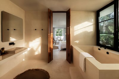 Luxury Villa Photo #34