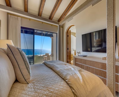 Luxury Villa Photo #44