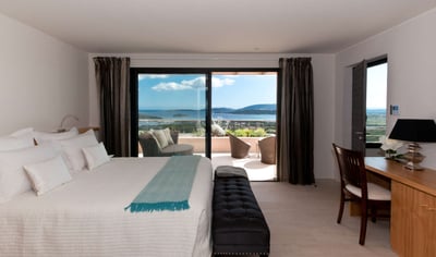 Luxury Villa Photo #20