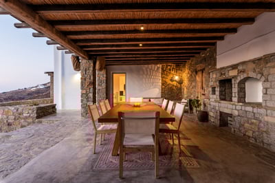 Luxury Villa Photo #16