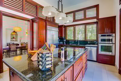 Luxury Villa Photo #22