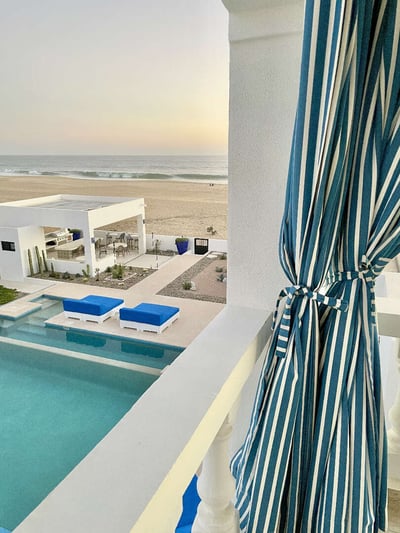 Luxury Villa Photo #4