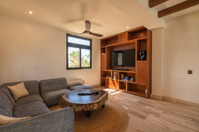 Luxury Villa Photo #42