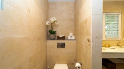 Luxury Villa Photo #46