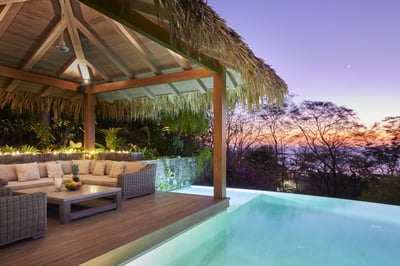 Luxury Villa Photo #4