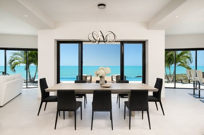 Luxury Villa Photo #12
