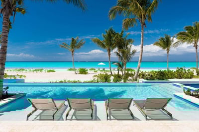 Luxury Villa Photo #4
