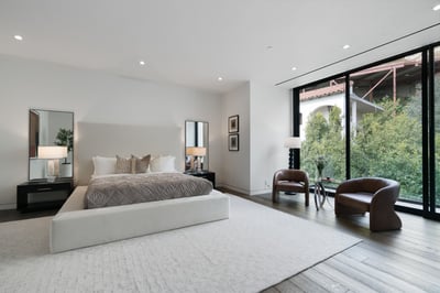 Luxury Villa Photo #37