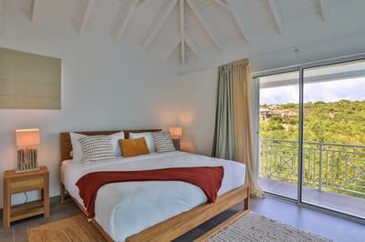 Luxury Villa Photo #29