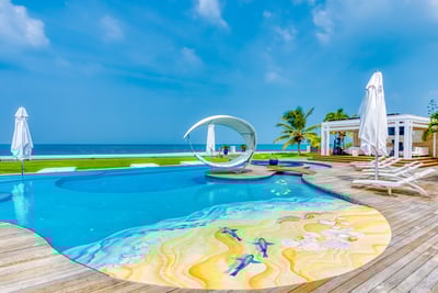 Luxury Villa Photo #7