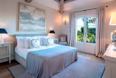 Luxury Villa Photo #21